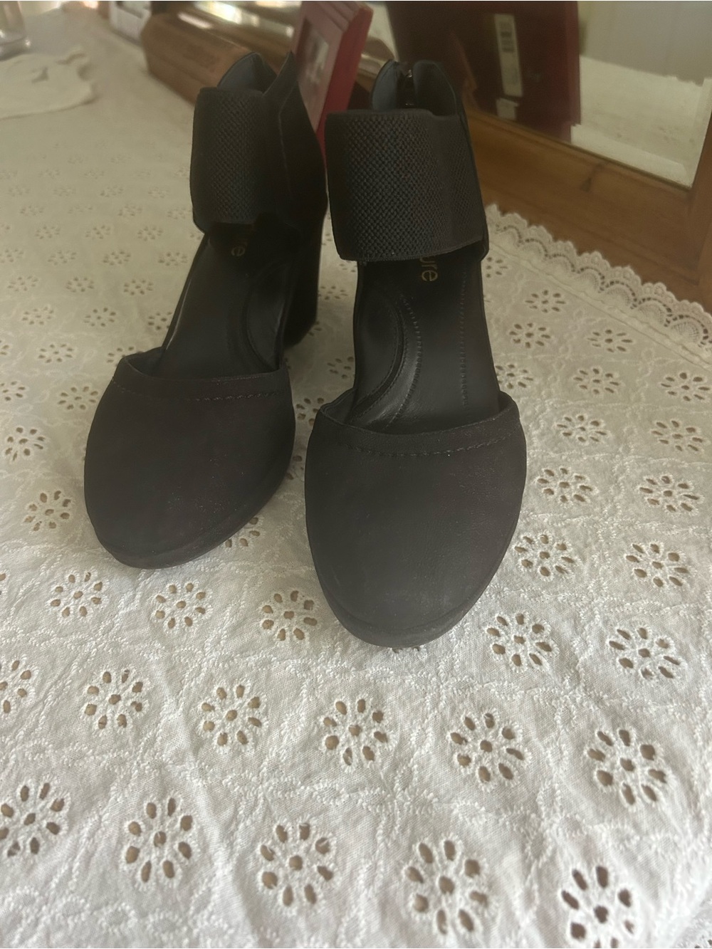 Nurture by Lamaze Black Closed-Toe Wedge with Ankle Strap